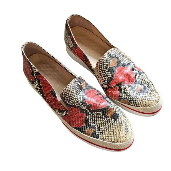 Donald Pliner Finni Red and Black Snakeskin Leather Flat Loafers Size 9.5 - Picture 1 of 7